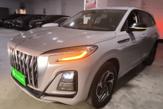 红旗HS3 2023款 1.5T 两驱善为版