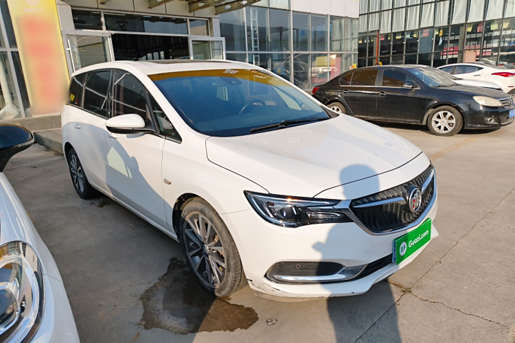 别克GL6 2018款 18T 6座尊贵型车身外观3