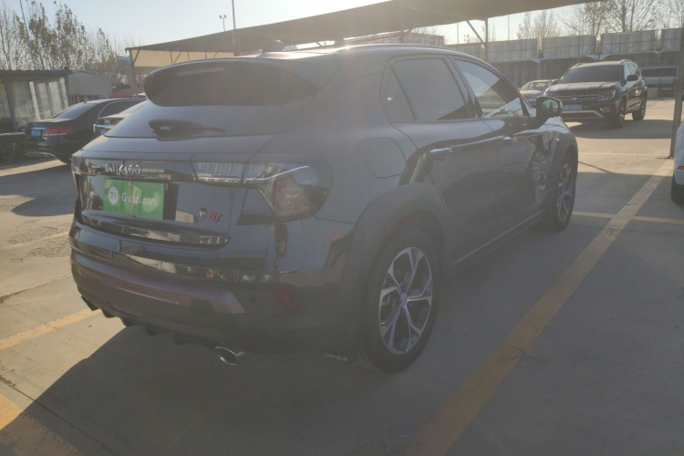 领克02 2020款 高能版 2.0T 自动两驱耀Pro版车身外观7