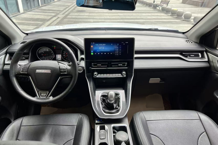 哈弗M6 2021款 PLUS 1.5T 手动精英智联型中控内饰12