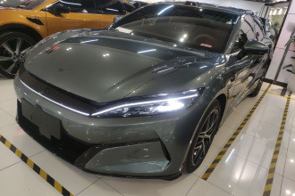 比亚迪 汉L 2025款 DM-p 四驱激光雷达旗舰型