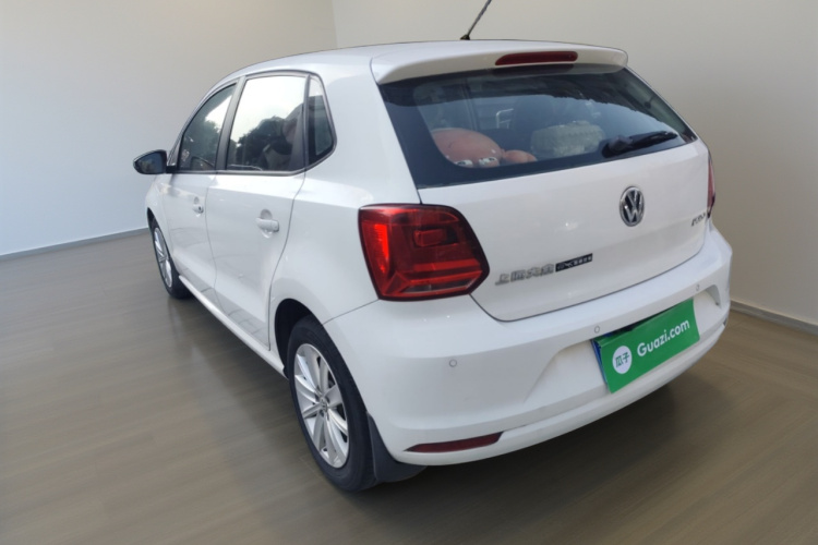 大众 Polo 2014款 1.4L 自动舒适版车身外观5