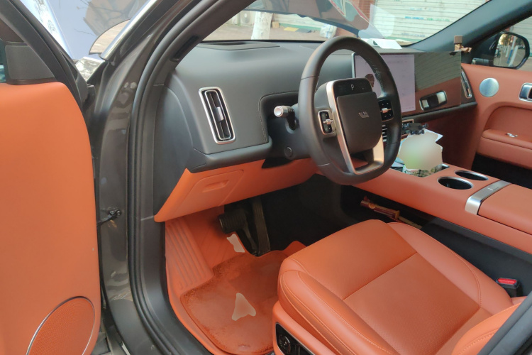 理想汽车 理想L7 2024款 MAX中控内饰20