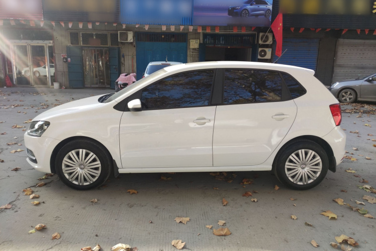 大众 Polo 2016款 1.6L 自动舒适型车身外观4
