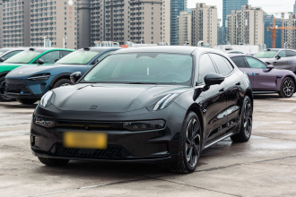 极氪001 2022款 超长续航单电机 WE版