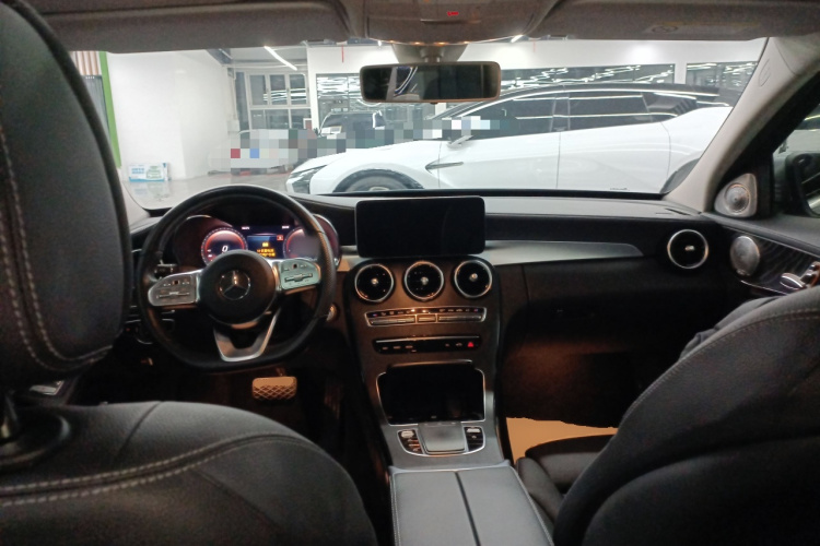 奔驰C级 2020款 改款 C 200 L 时尚型运动版中控内饰7002