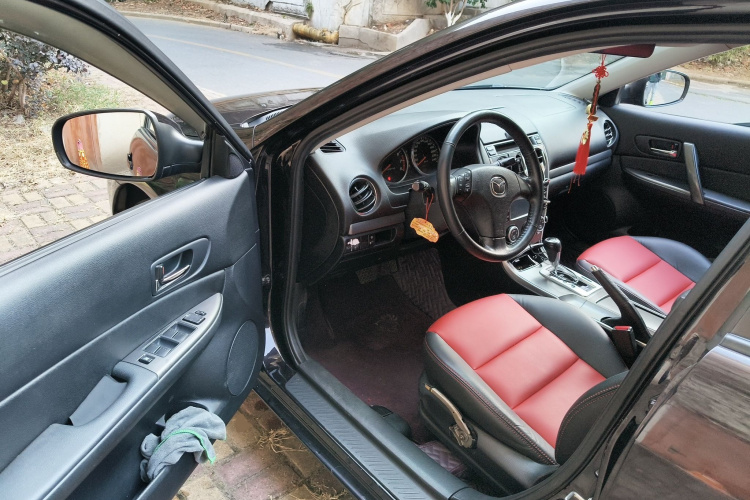 马自达6 2013款 2.0L 自动时尚型中控内饰20