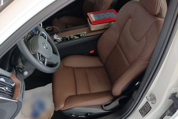 沃尔沃V60 2024款 B5 智远豪华版中控内饰19