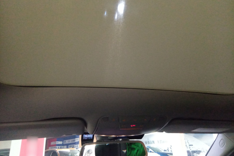 奔驰C级 2015款 改款 C 200 L 运动型局部细节22