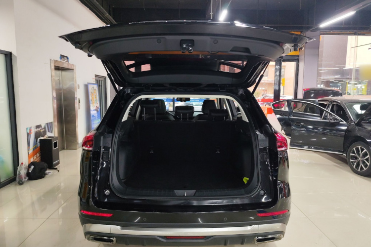 哈弗H6 2021款 国潮版 1.5T 自动冠军版机舱底盘23