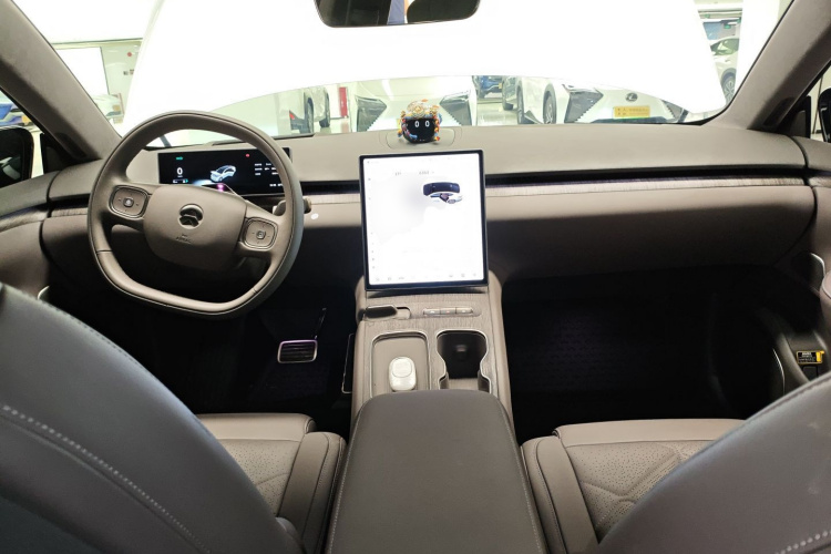 蔚来ET7 2024款 100kWh 行政签名版中控内饰12