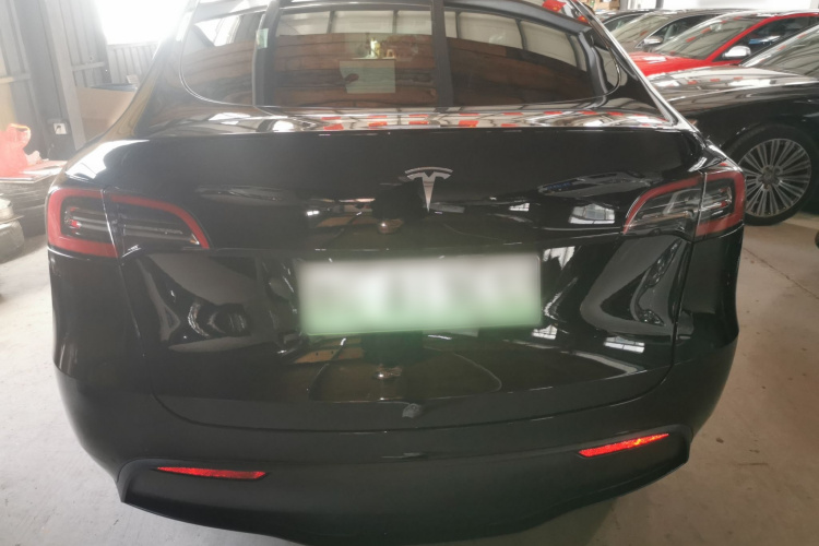 特斯拉 Model Y 2022款 长续航全轮驱动版车身外观6004