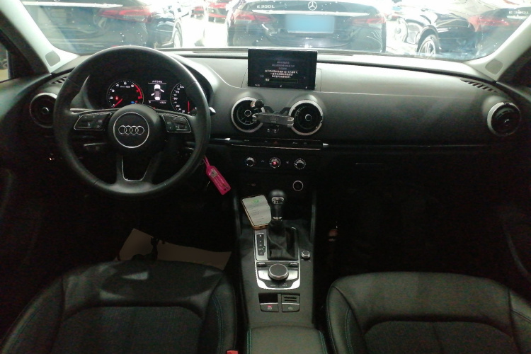 奥迪A3 2020款 Sportback 35 TFSI 时尚型 国VI中控内饰12