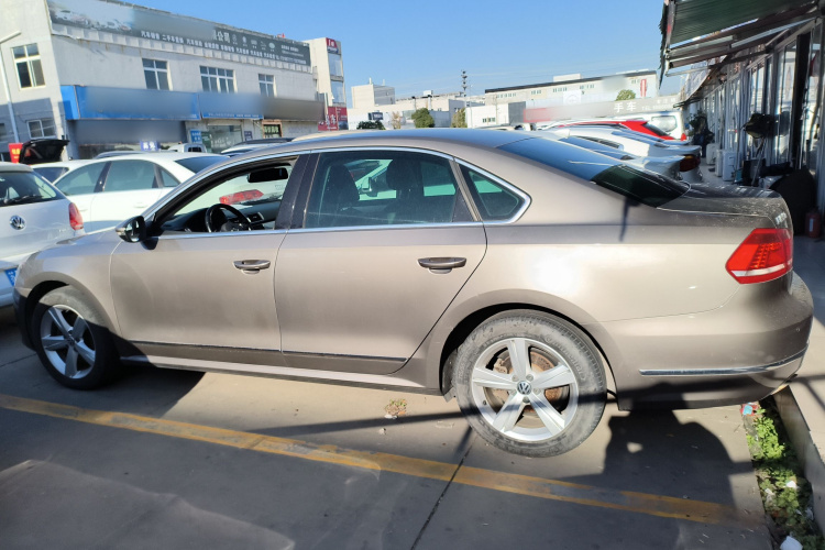 大众 帕萨特 2014款 1.8TSI DSG御尊版车身外观6003