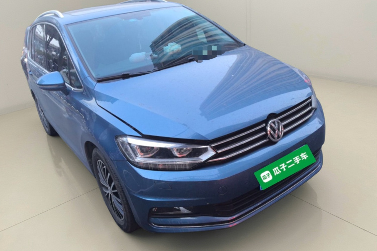 大众 2016款 途安L 330TSI DSG豪华版车身外观3