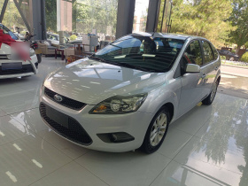 福特 福克斯 2013款 两厢经典 1.8L 手动基本型