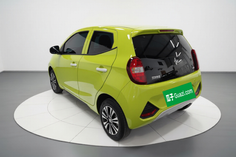 江铃集团新能源 易至EV2 2024款 201km 舒适型车身外观5