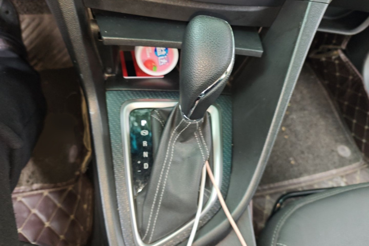 别克 英朗 2019款 18T 自动互联精英型 国VI局部细节18