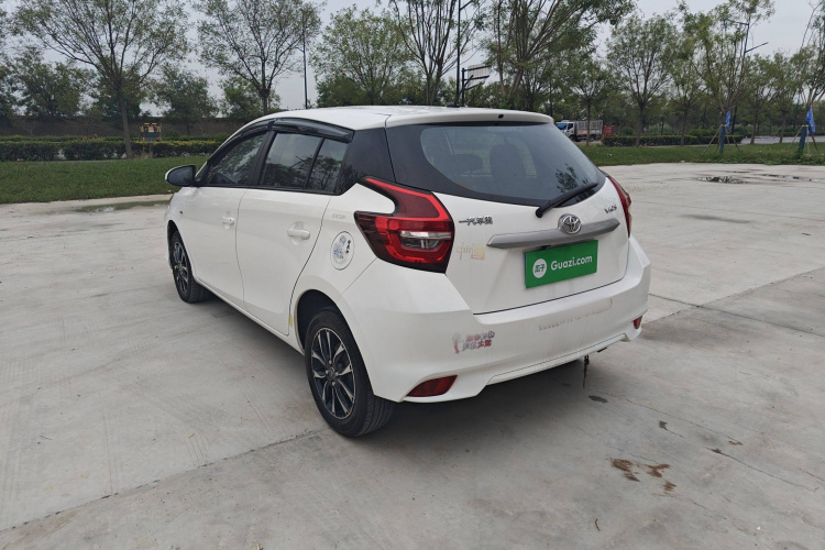 丰田 威驰FS 2021款 1.5L CVT锋驰版车身外观6006