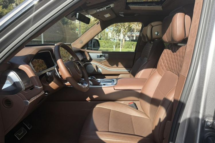 坦克700新能源 2024款 Hi4-T 极境版中控内饰7005