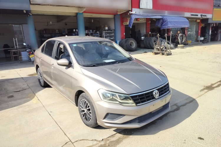 大众 捷达 2017款 1.5L 自动时尚型车身外观3