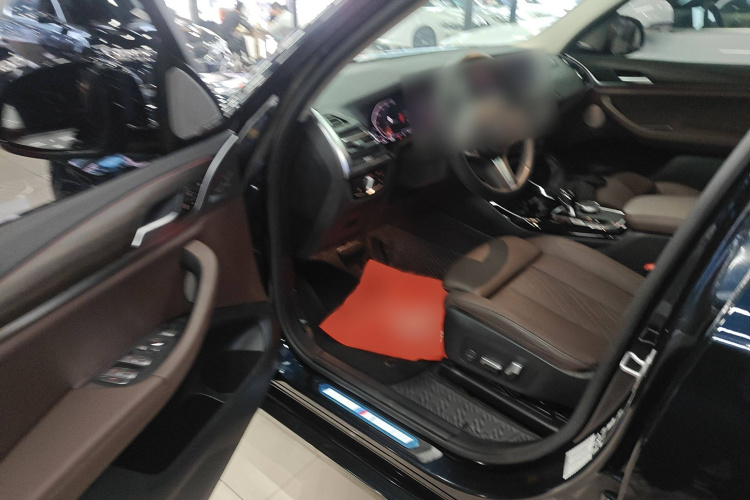 宝马X3 2022款 xDrive30i 领先型 M曜夜套装中控内饰7003