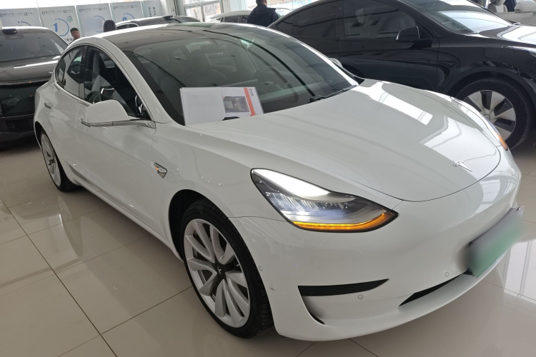 特斯拉 Model 3 2019款 标准续航后驱升级版车身外观3
