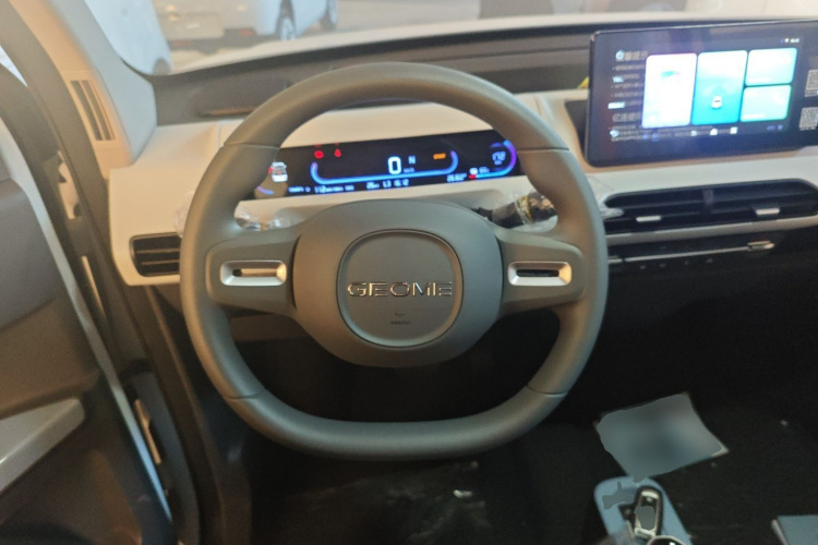 吉利银河 2024款 熊猫mini 200km 耐力熊中控内饰13