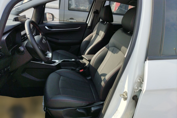 吉利汽车 远景X3 2021款 PRO 1.5L 手动精英型中控内饰19