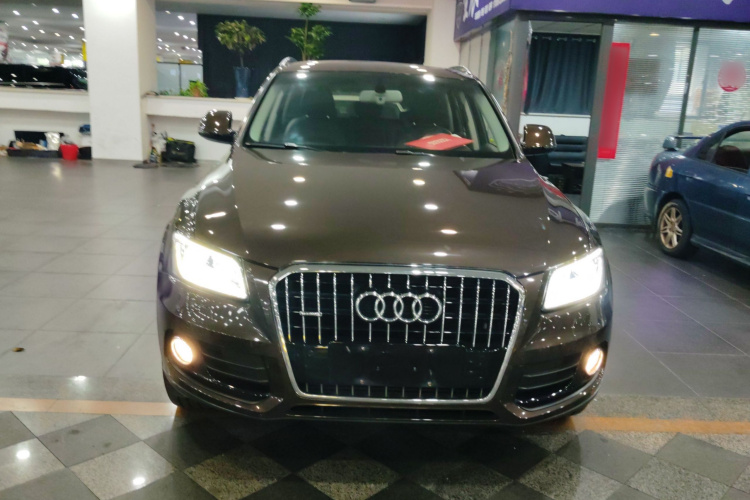 奥迪Q5 2016款 40 TFSI 技术型车身外观6001