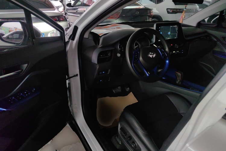 丰田 奕泽IZOA 2021款 2.0L 奕享版中控内饰20