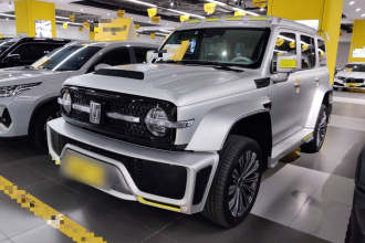 超境汽车 共创坦克300 2021款 2.0T 赛博坦克