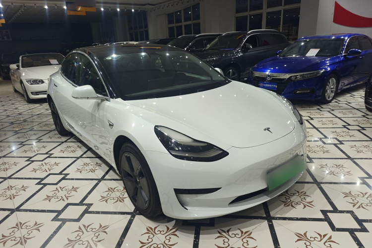 特斯拉 Model 3 2020款 改款 标准续航后驱升级版车身外观3