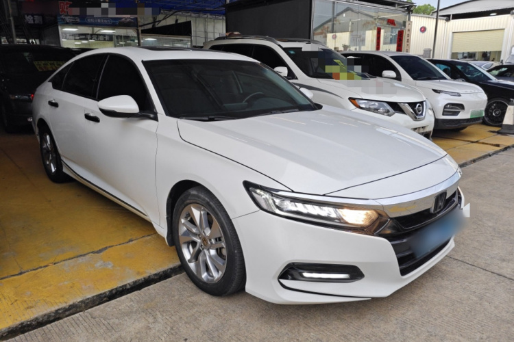 本田 雅阁 2018款 260TURBO 精英版 国VI车身外观6002