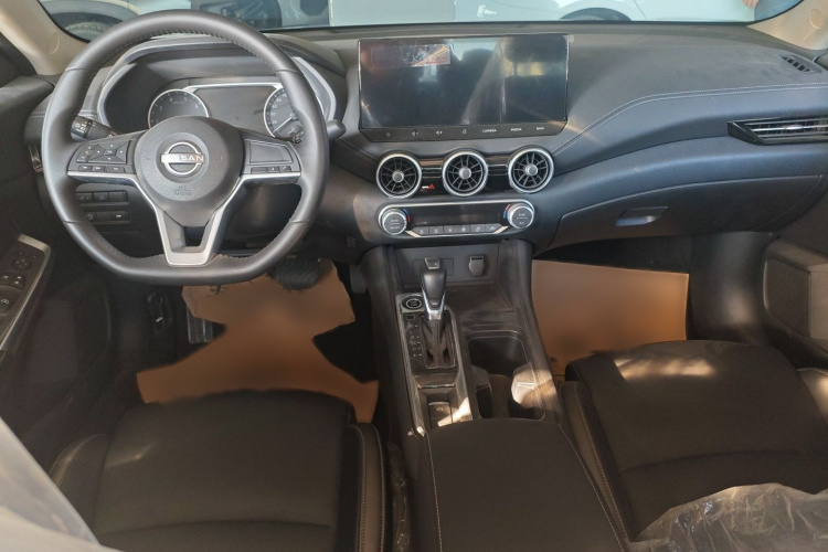 日产 轩逸 2023款 1.6L CVT悦享版中控内饰7003