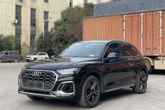 奥迪Q5L 2022款 40T 时尚动感型