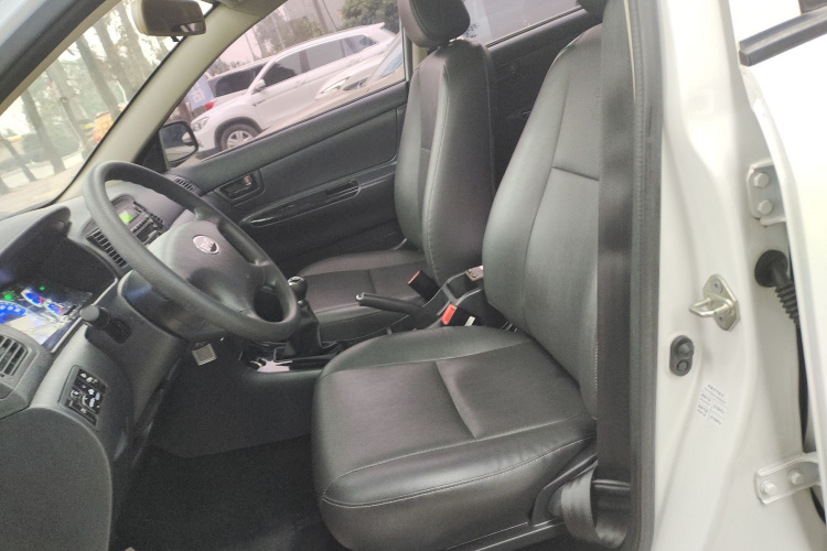 比亚迪F3 2020款 1.5L 手动经典型局部细节19