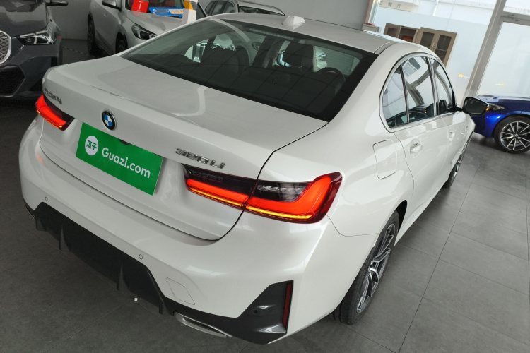 宝马3系 2024款 320Li M运动套装车身外观7