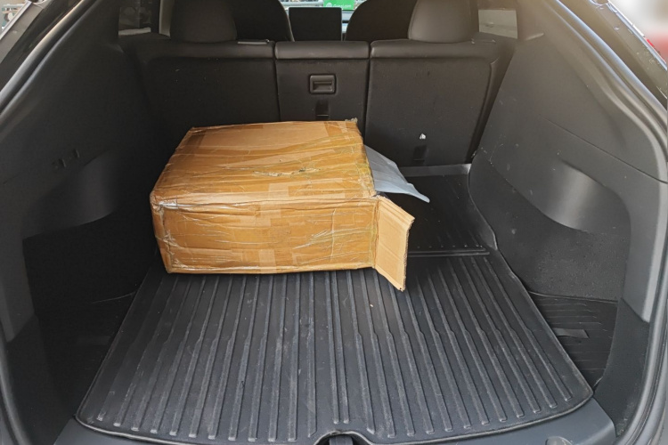 特斯拉 Model Y 2022款 改款 长续航全轮驱动版中控内饰23