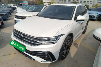 大众 途观L 2024款 出众款 330TSI 自动两驱R-Line龙耀版