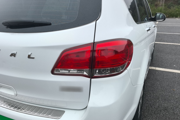 哈弗H6 2016款 升级版 1.5T 自动两驱精英型车身外观6005