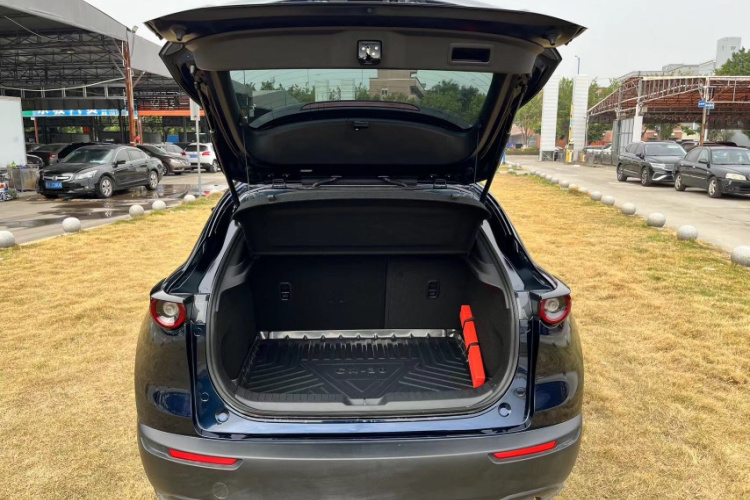 马自达CX-30 2024款 2.0L 手动尚悦型中控内饰7010