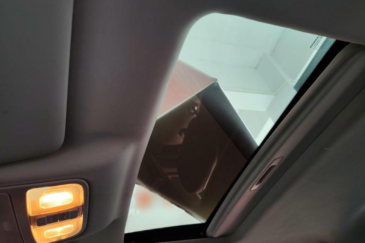 长安CS75 2014款 1.8T 自动尊贵型 国IV中控内饰7003