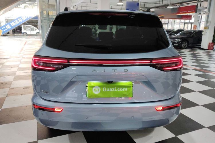 鸿蒙智行 问界M7 2024款 1.5T 智驾四驱Ultra版 5座车身外观6