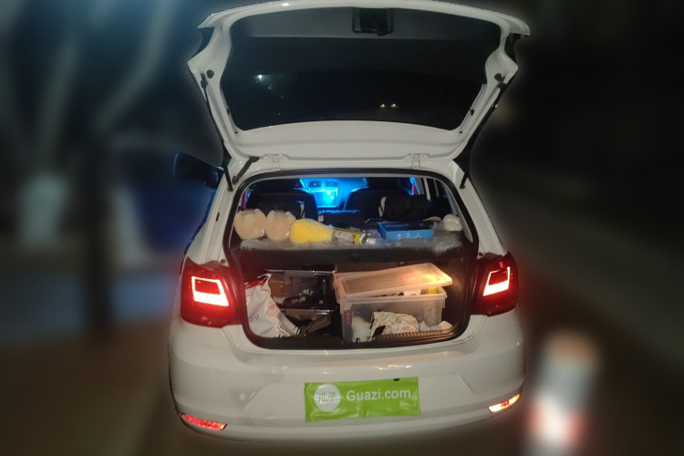 大众 Polo 2014款 1.4L 手动风尚版中控内饰23