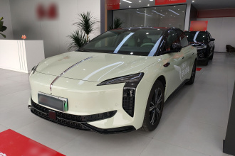 红旗EH7 2024款 820 Pro荣耀版