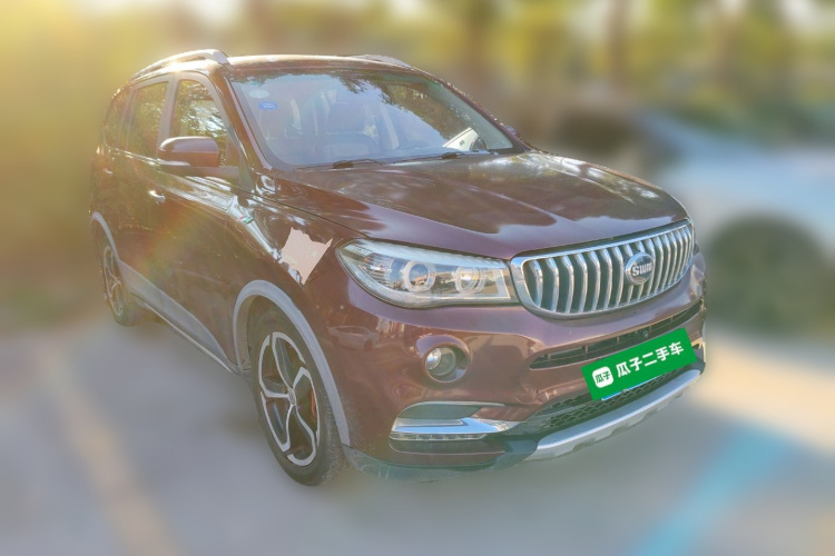 SWM斯威汽车 SWM斯威X7 2018款 1.5T 手动豪华型 7座车身外观3