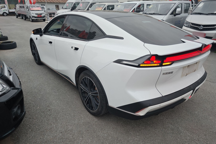 深蓝汽车 深蓝SL03 2022款 515纯电版车身外观6003