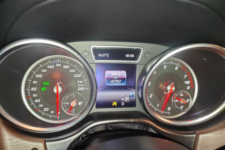 奔驰GLS 2017款 GLS 400 4MATIC豪华型局部细节14