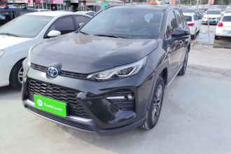 丰田 威兰达 2023款 双擎 2.5L E-CVT两驱豪华PLUS版